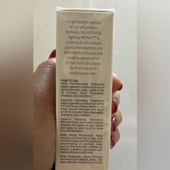 NIB Monday 3 pc set: (2) Rejuvenique Light & Sun Veil (1) - Picture 4 of 5